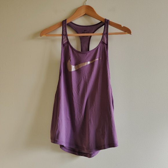 NIKE TANK TOP Flow Gold Logo PURPLE WOMENS SIZE XS ATHLETIC YOGA RUNNING‎ HIKING - Picture 1 of 5